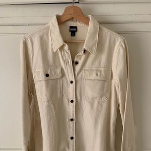 NWT Patagonia flannel shirt 🤍